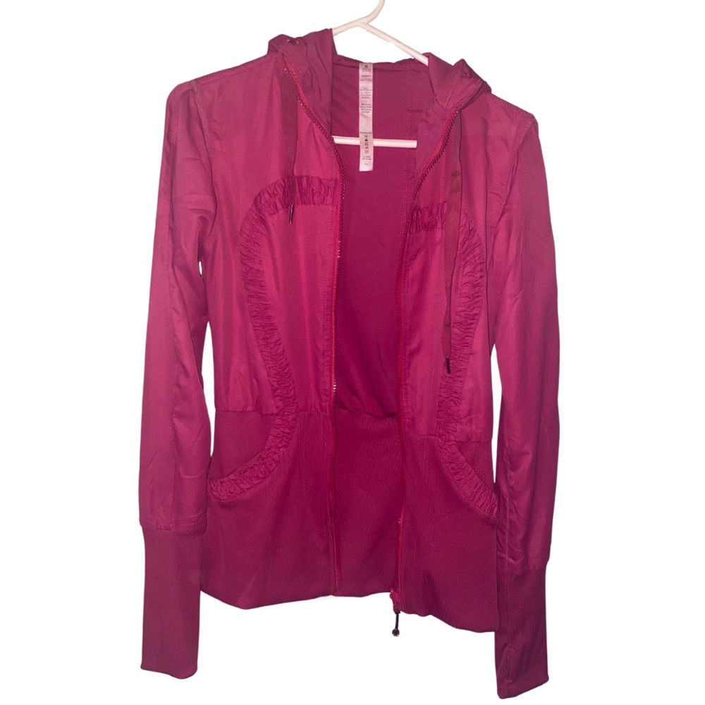 Lululemon Pink Hooded Jacket Size 4 - Lightweight & Stylish